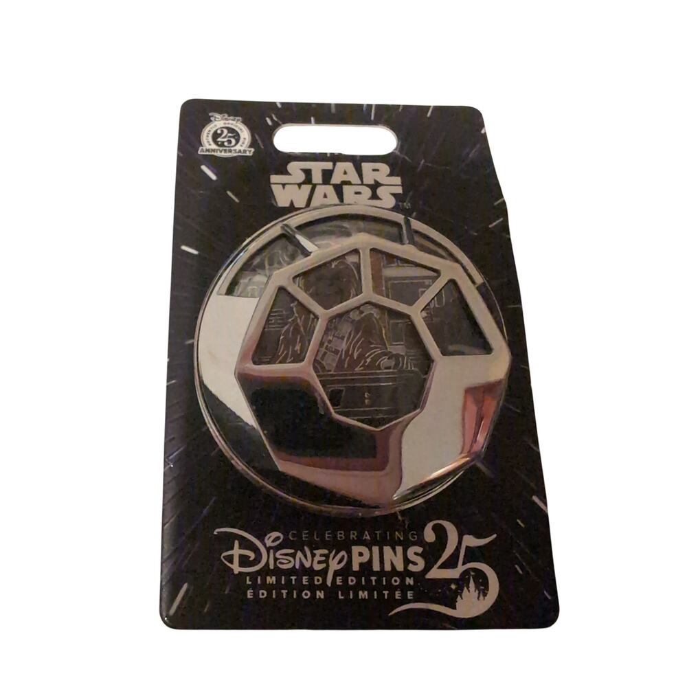 Star Wars Chewbacca Millennium Falcon Cockpit 3D LE 3750 Disney pin